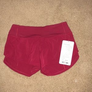 lulu lemon shorts red